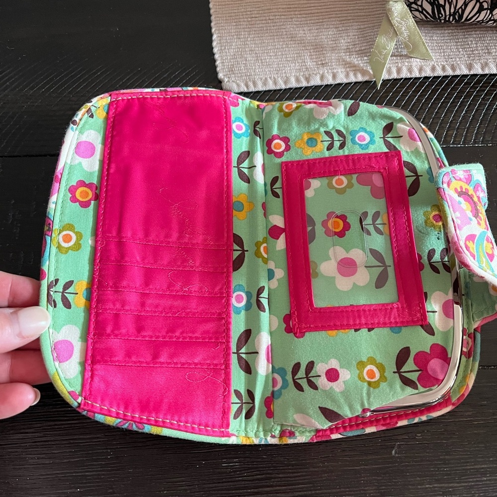 Vera Bradley tutti-frutti kiss and snap clutch wallet - Picture 3 of 8